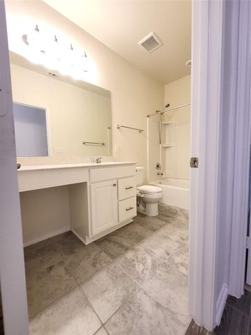 817 Solitude DR, Pflugerville, TX 78660