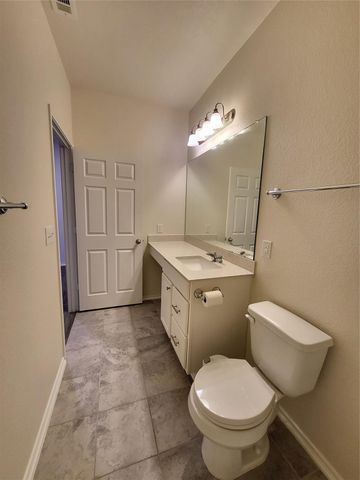 817 Solitude DR, Pflugerville, TX 78660