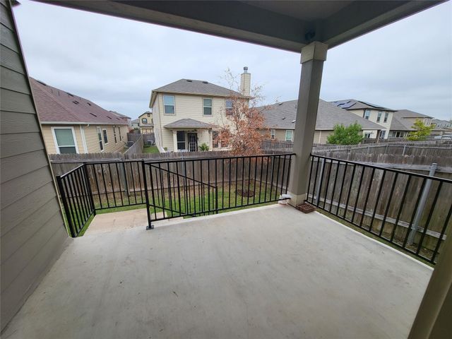 817 Solitude DR, Pflugerville, TX 78660