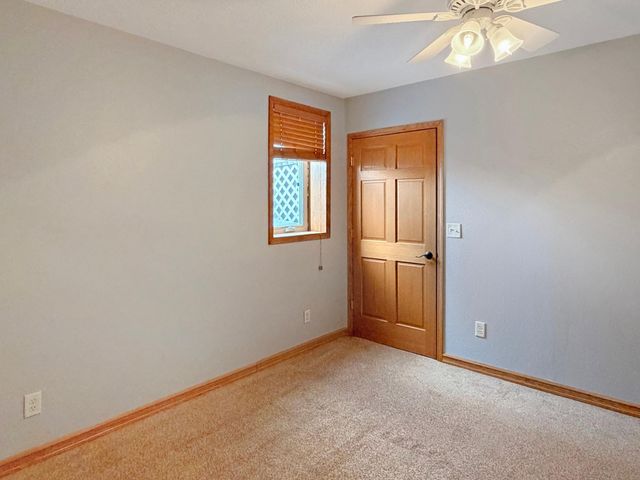 509 Summer Lane, Lakefield, MN 56150