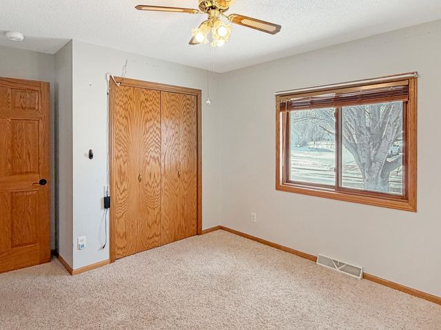 509 Summer Lane, Lakefield, MN 56150