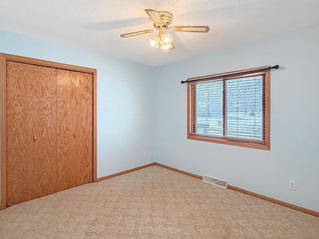 509 Summer Lane, Lakefield, MN 56150