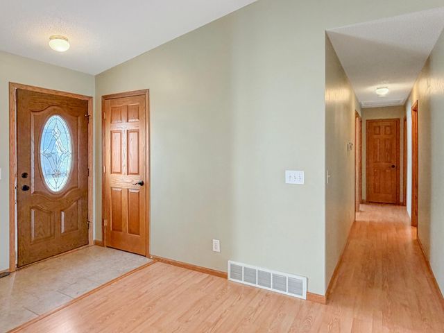 509 Summer Lane, Lakefield, MN 56150