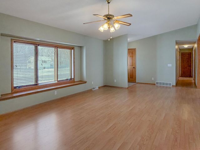 509 Summer Lane, Lakefield, MN 56150