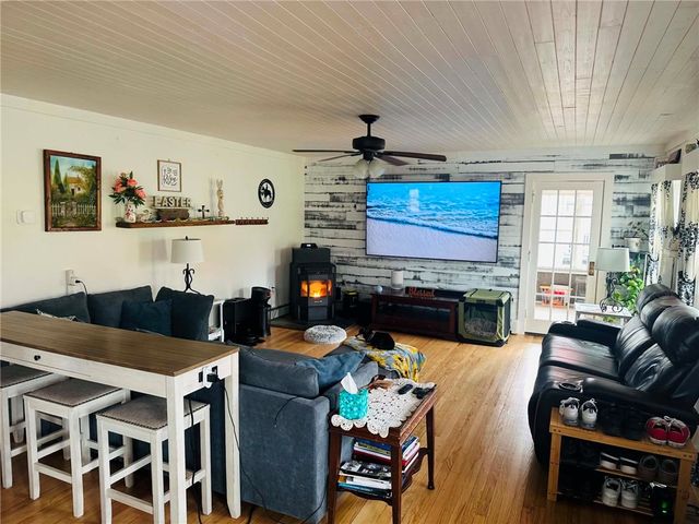 33 South Main Street, Bainbridge, NY 13733