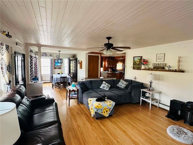 33 South Main Street, Bainbridge, NY 13733