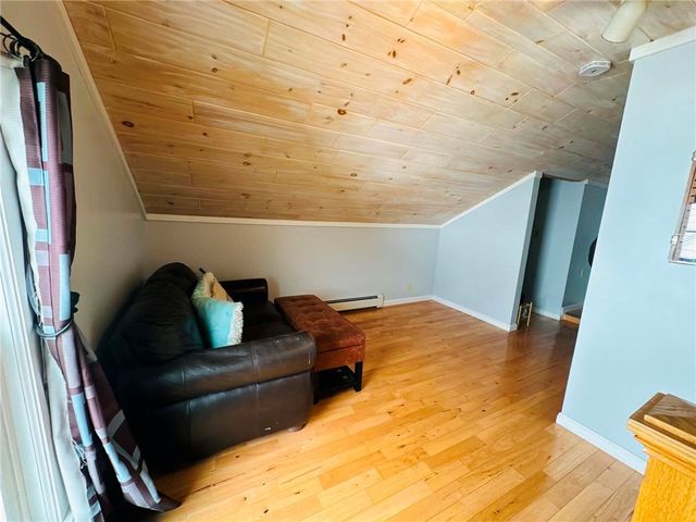 33 South Main Street, Bainbridge, NY 13733