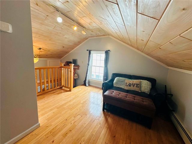 33 South Main Street, Bainbridge, NY 13733