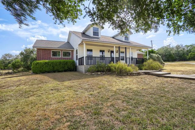 162 Arnold DR, Canyon Lake, TX 78133
