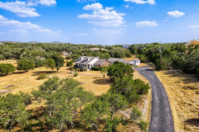 162 Arnold DR, Canyon Lake, TX 78133