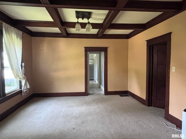 1800 S 4TH Street, Springfield, IL 62703