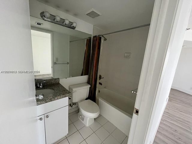 3300 NE 192nd Street 906, Aventura, FL 33180