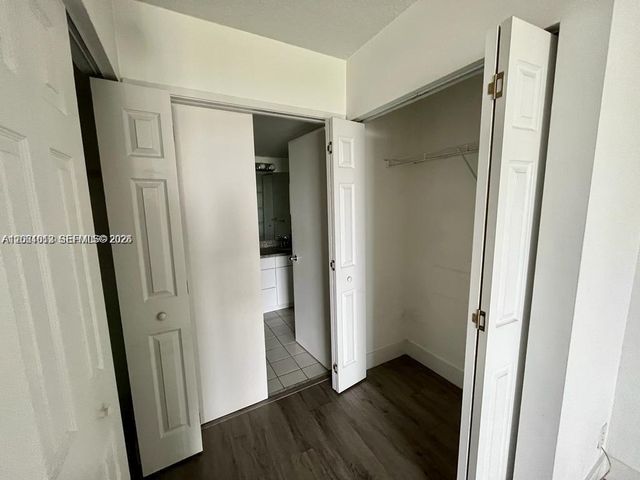 3300 NE 192nd Street 906, Aventura, FL 33180