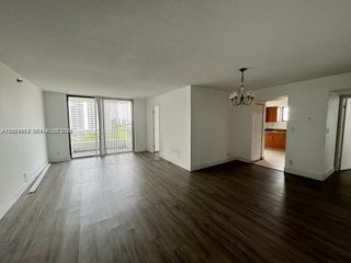3300 NE 192nd Street 906, Aventura, FL 33180