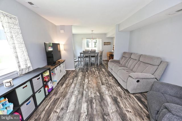 106 STEPHANIE LN, Collegeville, PA 19426