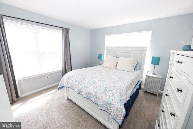 106 STEPHANIE LN, Collegeville, PA 19426