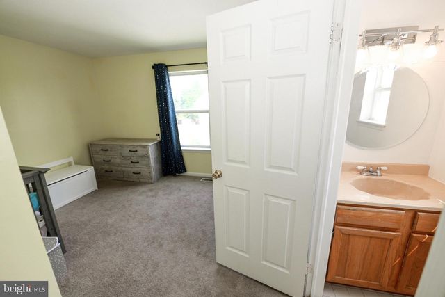 106 STEPHANIE LN, Collegeville, PA 19426