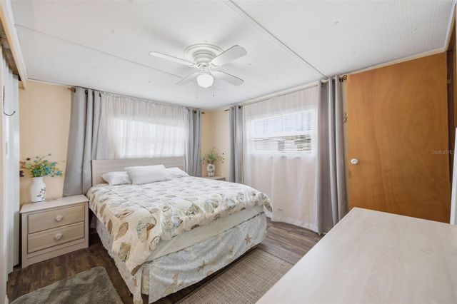 4833 ROYAL PALM DRIVE, Zephyrhills, FL 33542