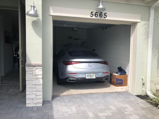 5665 DIVINE Drive, Delray Beach, FL 33484