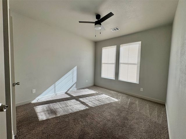 1121 Gannon Lane, Desoto, TX 75115