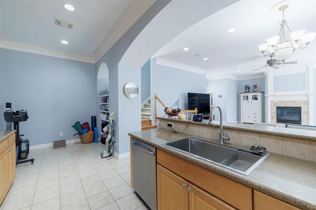 5424 Blossom Street 3, Houston, TX 77007