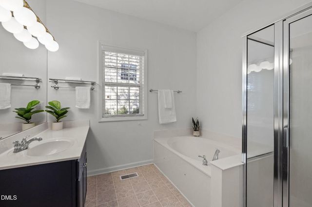 2314 Oakhurst Trail, Hillsborough, NC 27278