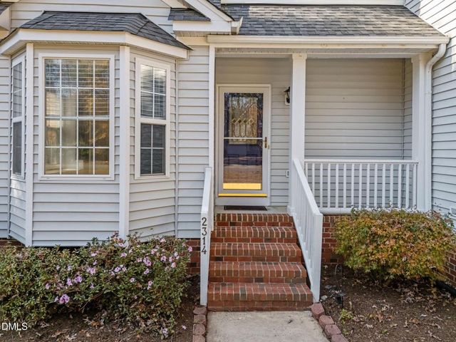 2314 Oakhurst Trail, Hillsborough, NC 27278