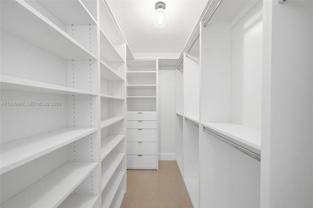 22242 SW 88th Path, Cutler Bay, FL 33190