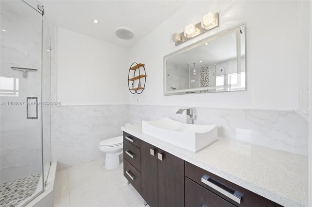 22242 SW 88th Path, Cutler Bay, FL 33190