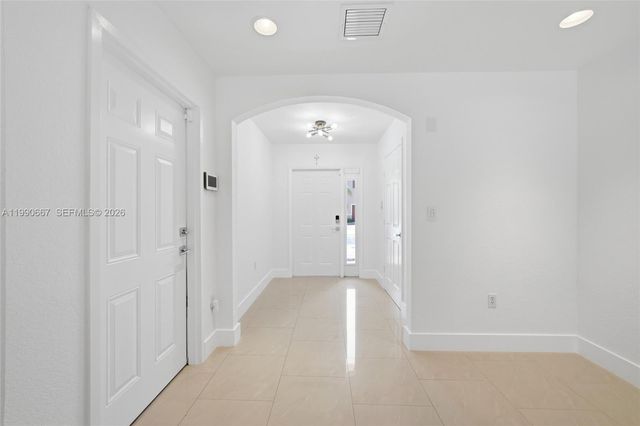 22242 SW 88th Path, Cutler Bay, FL 33190