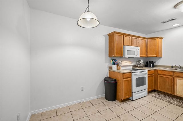 10871 Brady Road, Prairie Grove, AR 72753