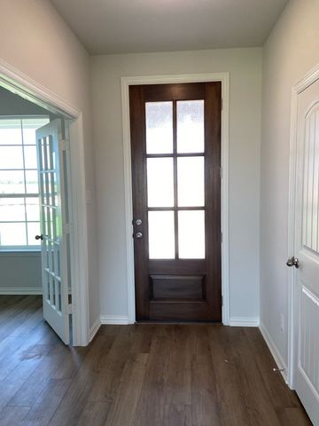 146 Aurora Avenue, Valley View, TX 76272