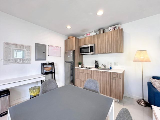 1419 West Avenue 103, Miami Beach, FL 33139
