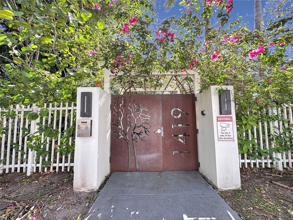 1419 West Avenue 103, Miami Beach, FL 33139