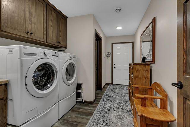 604 Lanigan Way SE, Saint Joseph, MN 56374