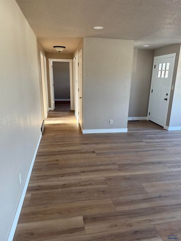 2325 JUDY AVE, Rapid City, SD 57702