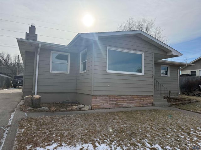 2325 JUDY AVE, Rapid City, SD 57702