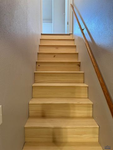 2325 JUDY AVE, Rapid City, SD 57702