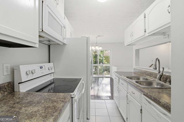 1329 Surrey Lane SW 7, Marietta, GA 30008