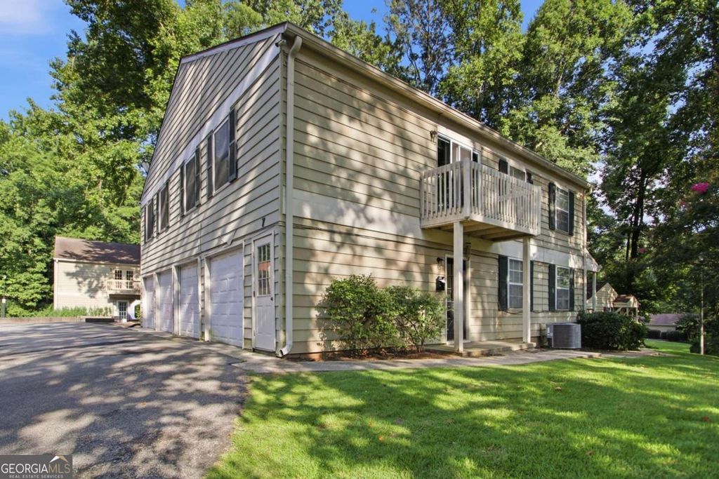 1329 Surrey Lane SW 7, Marietta, GA 30008
