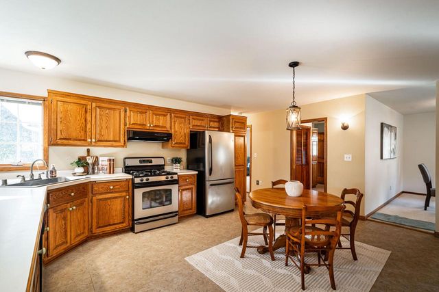 4434 Foxboro COURT, Slinger, WI 53086