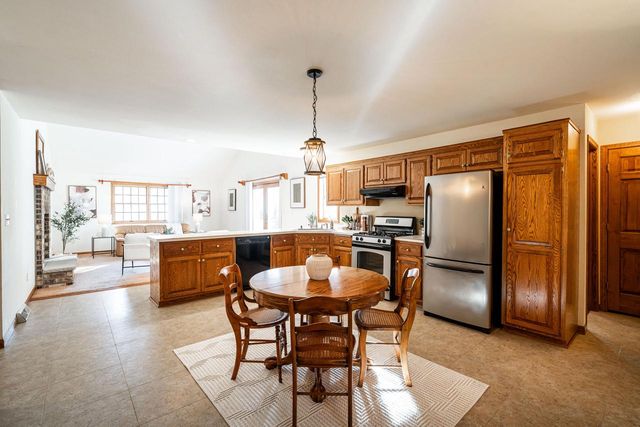 4434 Foxboro COURT, Slinger, WI 53086