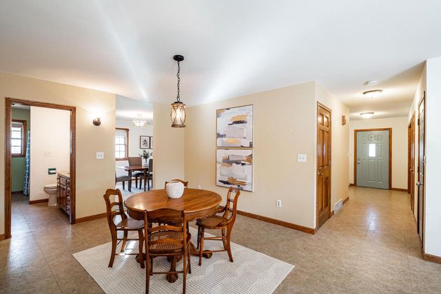 4434 Foxboro COURT, Slinger, WI 53086