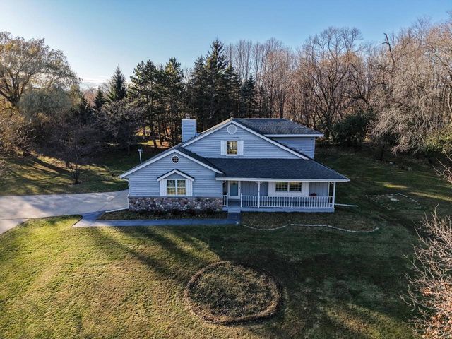 4434 Foxboro COURT, Slinger, WI 53086