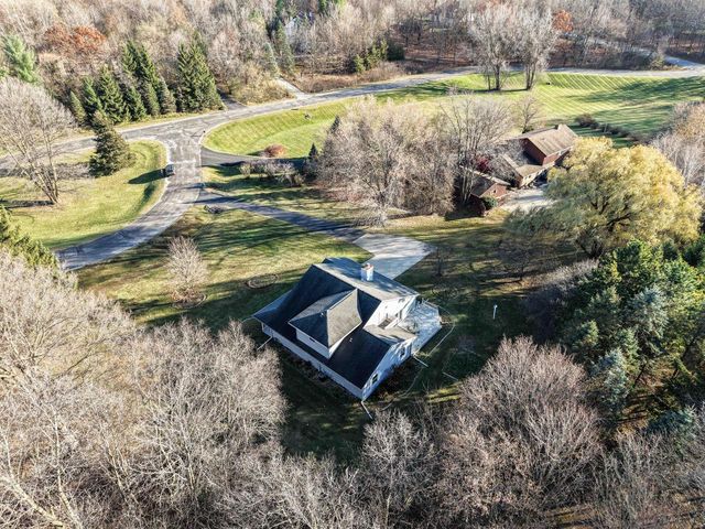 4434 Foxboro COURT, Slinger, WI 53086