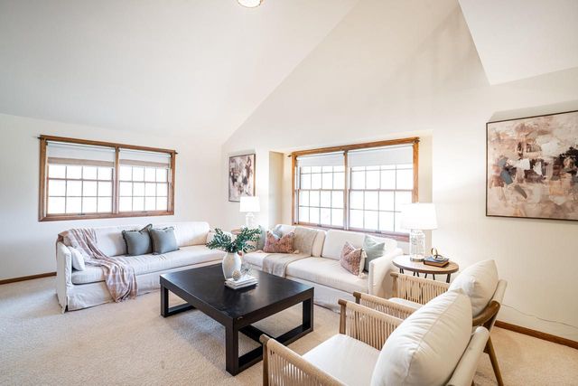 4434 Foxboro COURT, Slinger, WI 53086