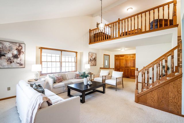 4434 Foxboro COURT, Slinger, WI 53086