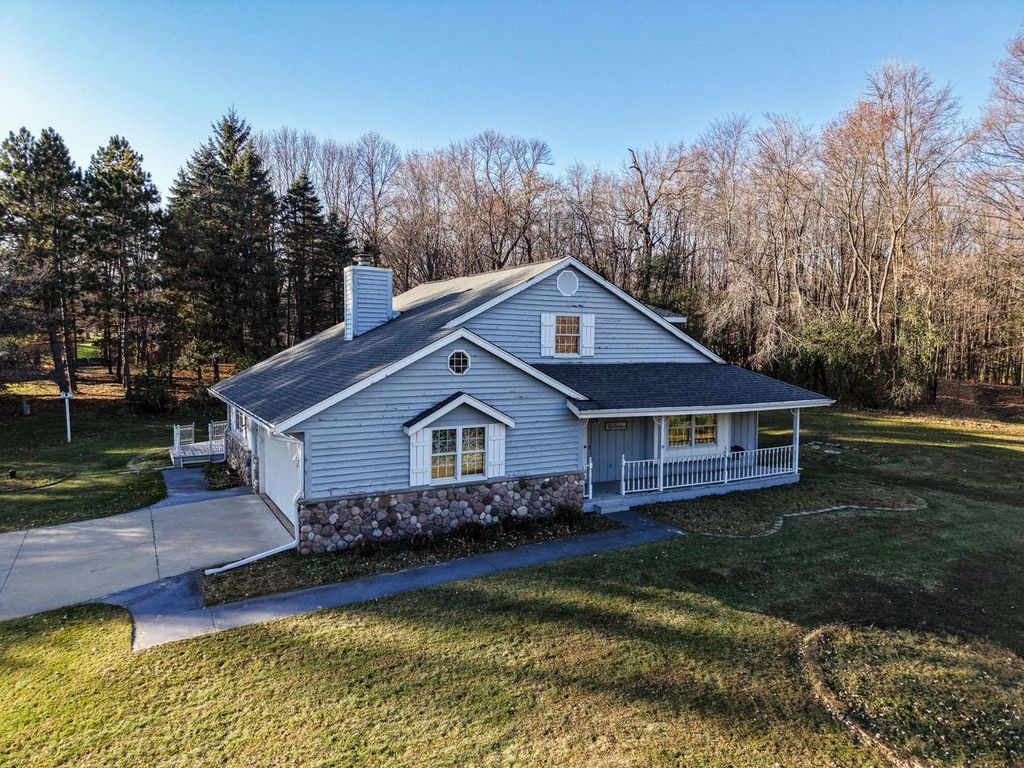 4434 Foxboro COURT, Slinger, WI 53086