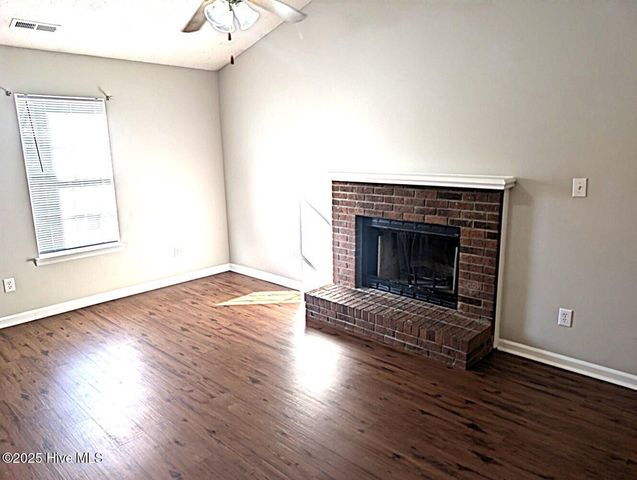 113 Live Oak Court, Midway Park, NC 28544