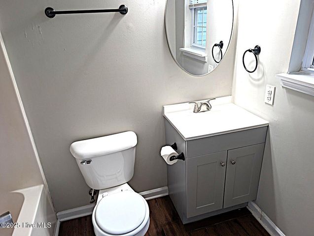 113 Live Oak Court, Midway Park, NC 28544